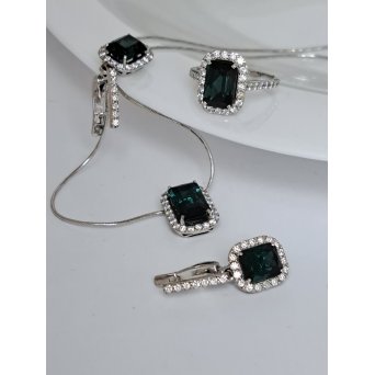 Гарнитур с турмалинами и бриллиантами